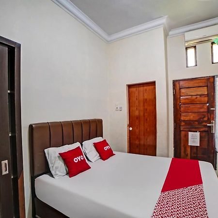 Oyo 90751 Graha Sei Batugingging Hotell Medan Eksteriør bilde